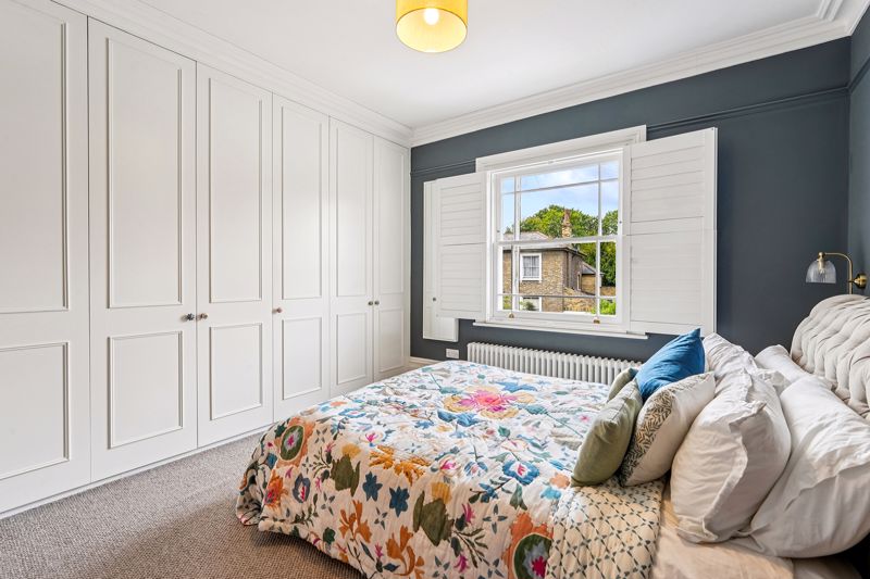 Bedroom - click for photo gallery